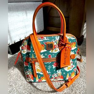 Disney Dooney & Bourke 2022 Mickey & Minnie Christmas Tote